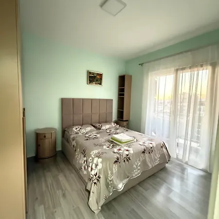 Centre Lions Gate 2 Appartement Tirana