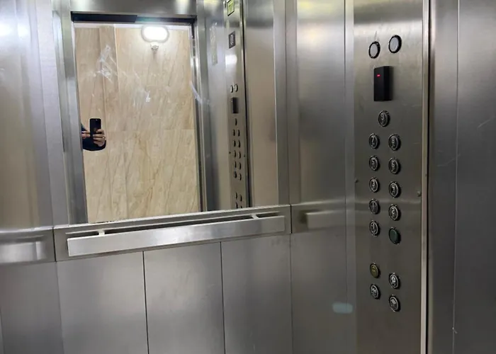 Appartement Centre Lions Gate 2 *